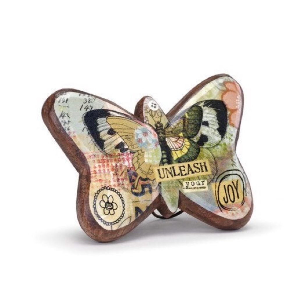 🆕AUCTION PRICE👩🏻‍⚖️Unleash Your Joy Wood Carved Butterfly